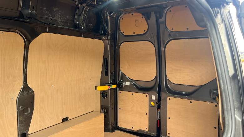 Ford Transit Custom 320 L1 Diesel Fwd 2.0 EcoBlue 170ps High Roof Limited Van